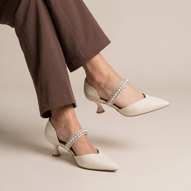 LILIA OFF WHITE